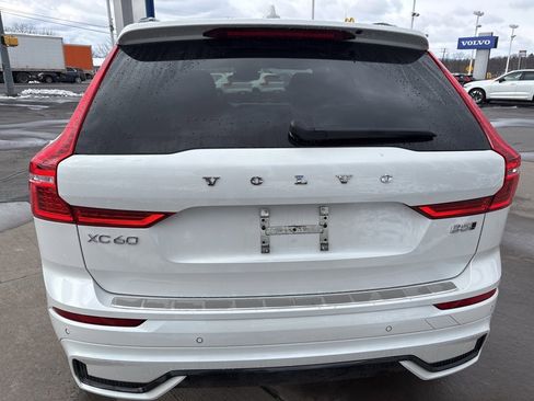 Certified 2024 Volvo XC60 B5 Ultimate w/ Protection Package Premier image 7