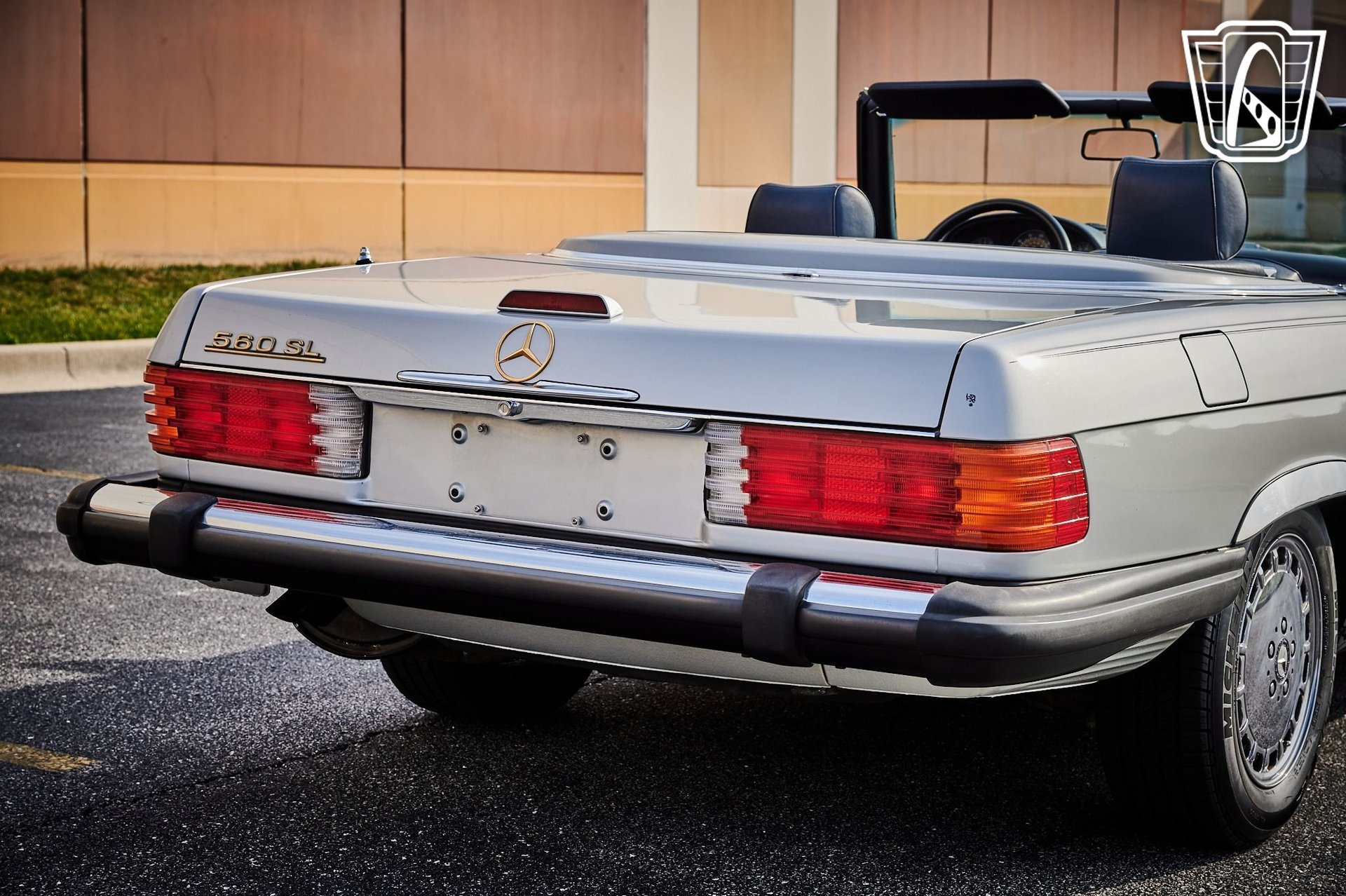 Used 1988 Mercedes-Benz 560 SL image 39