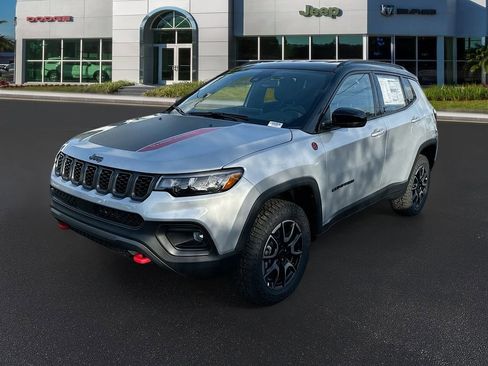 New 2026 Jeep Compass Trailhawk w/ Trailer Tow Group image 3