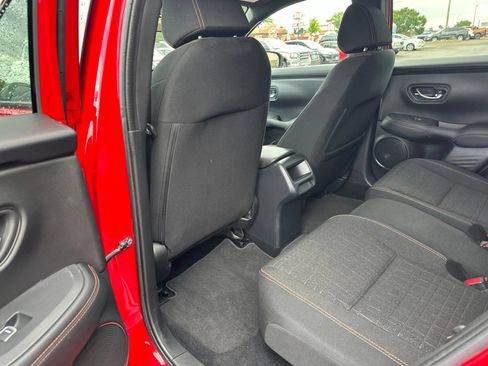Used 2024 Honda HR-V Sport image 17
