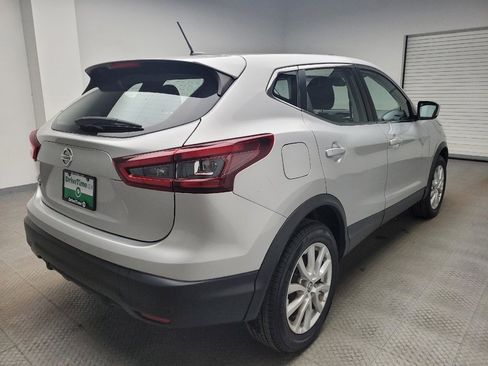 Used 2021 Nissan Rogue Sport S image 9