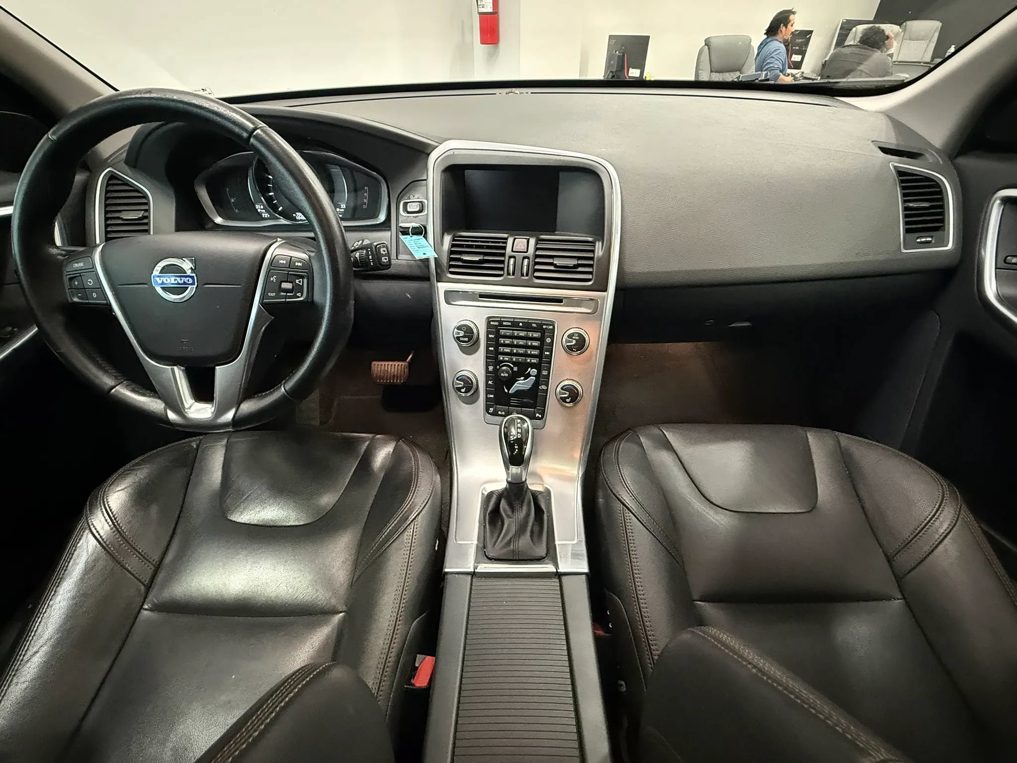 Used 2017 Volvo XC60 T6 Dynamic w/ Preferred Option Package AWD/4WD image 52