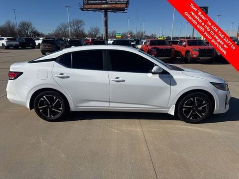 Certified 2025 Nissan Sentra SV image 6