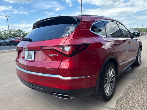 Used 2022 Acura MDX SH-AWD w/ Advance Package image 11