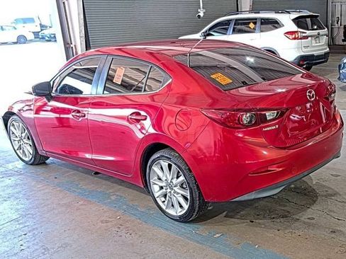 Used 2017 MAZDA MAZDA3 Touring FWD image 2
