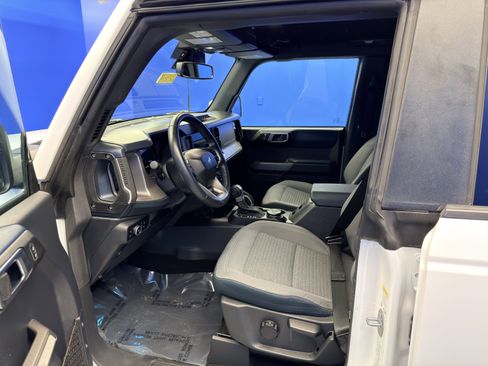 Used 2023 Ford Bronco Outer Banks image 13