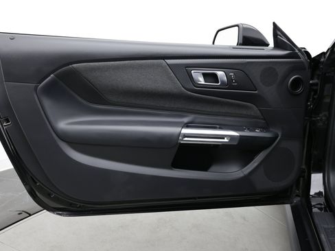Used 2024 Ford Mustang Coupe RWD image 13