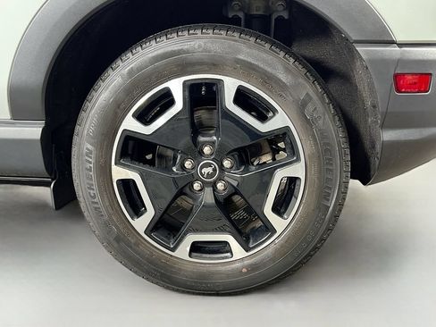 Certified 2023 Ford Bronco Sport Outer Banks w/ Tech Package AWD/4WD image 32