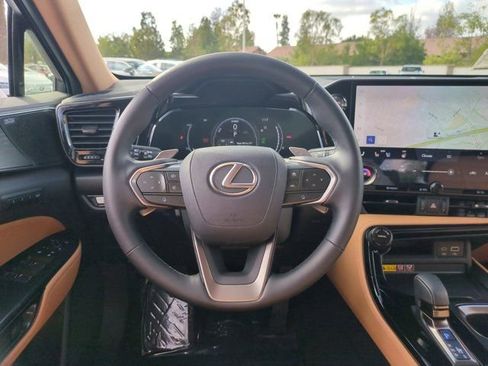 Used 2025 Lexus NX 450h+ AWD w/ Luxury Package image 17