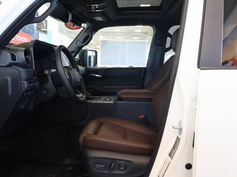 Used 2026 Toyota Land Cruiser w/ Premium Package AWD/4WD image 9