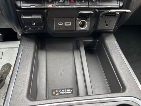 Used 2019 GMC Sierra 1500 SLT image 34