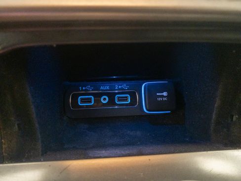 Used 2020 Jeep Grand Cherokee Laredo image 29
