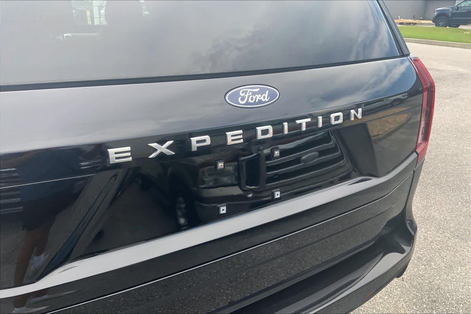 Certified 2026 Ford Expedition Active RWD image 30