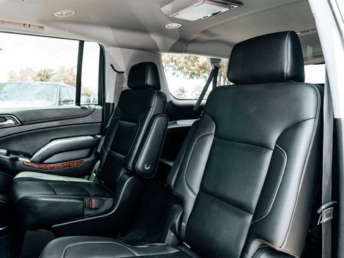 Used 2015 Chevrolet Suburban LTZ AWD/4WD image 43