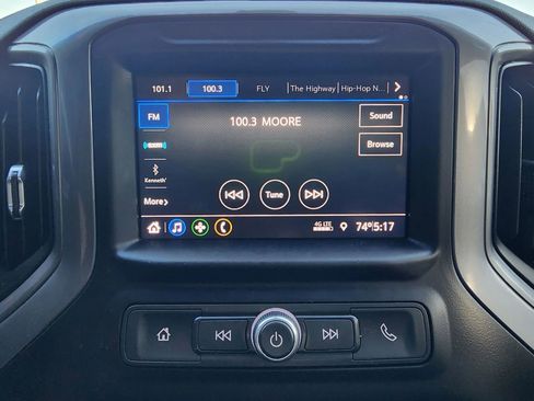 Used 2020 Chevrolet Silverado 2500 Custom w/ Custom Value Package image 32
