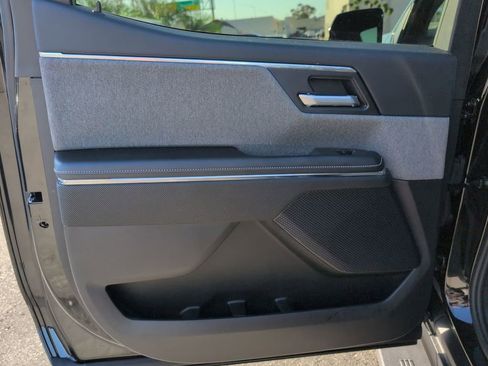 Used 2026 GMC Sierra EV Elevation image 22