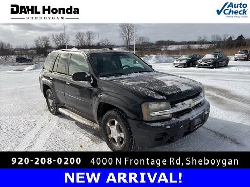 Used 2008 Chevrolet TrailBlazer LS image 1