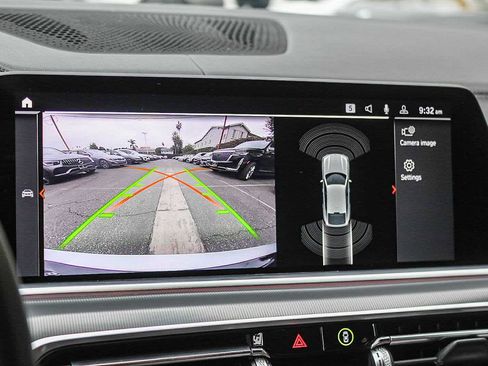 Used 2023 BMW X6 xDrive40i w/ Premium Package image 23