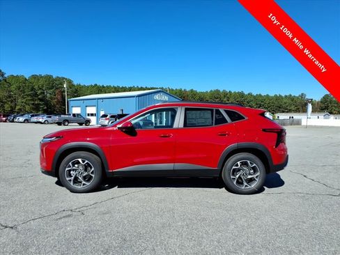 New 2026 Chevrolet Trax LT w/ Driver Confidence Package image 2