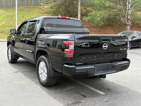 Certified 2023 Nissan Frontier SV w/ Technology Package image 6