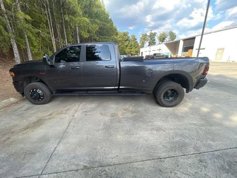 Used 2024 RAM 3500 Laramie w/ Night Edition AWD/4WD image 5
