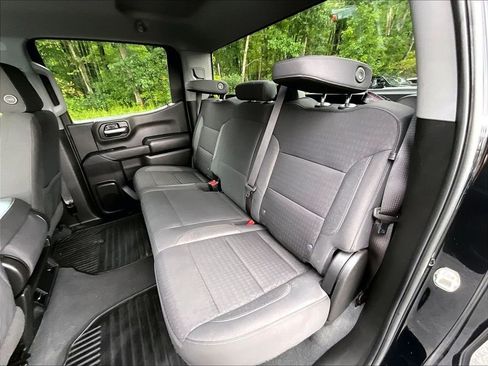 Used 2023 Chevrolet Silverado 1500 Custom AWD/4WD image 24