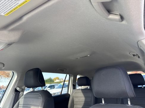 Certified 2024 Volkswagen Tiguan S image 21