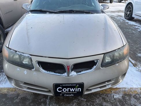 Used 2005 Pontiac Bonneville SE image 2