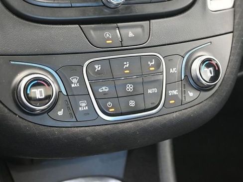 Used 2023 Chevrolet Malibu LT w/ Driver Confidence Package FWD image 24
