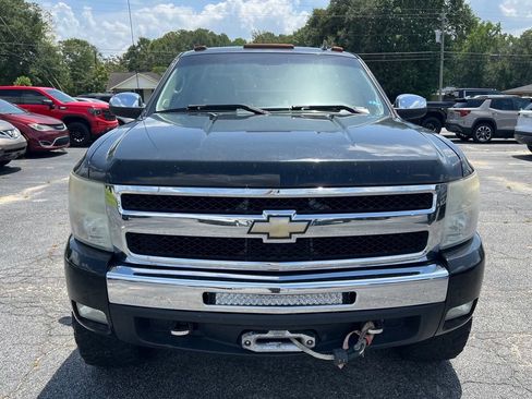 Used 2011 Chevrolet Silverado 1500 LT w/ All-Star Edition AWD/4WD image 4
