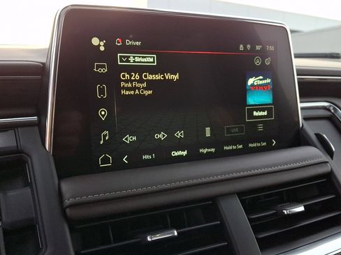 Certified 2023 GMC Yukon SLT w/ SLT Luxury Package image 24