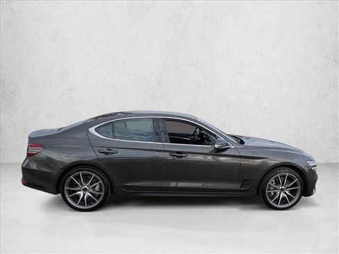 Used 2025 Genesis G70 2.5T RWD image 4