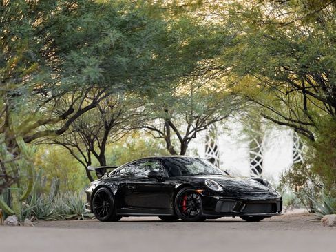 Used 2018 Porsche 911 GT3 image 2