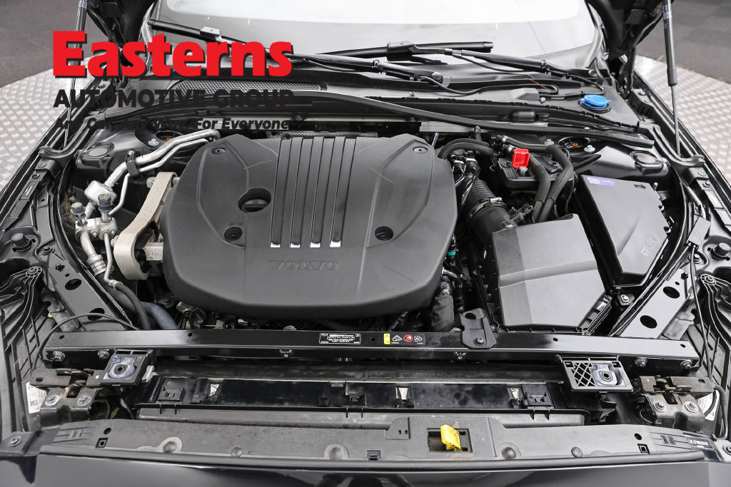 Used 2024 Volvo S60 B5 Plus FWD image 9