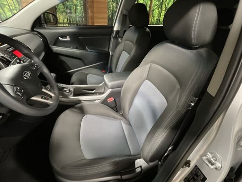 Used 2016 Kia Sportage LX image 20