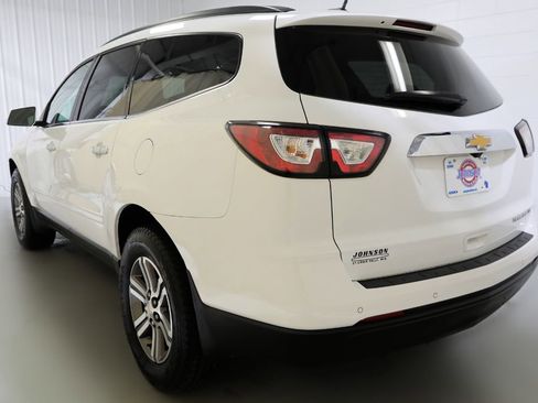 Certified 2016 Chevrolet Traverse LT image 23