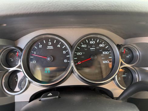 Used 2011 GMC Sierra 1500 SLE w/ Power Tech Package image 24