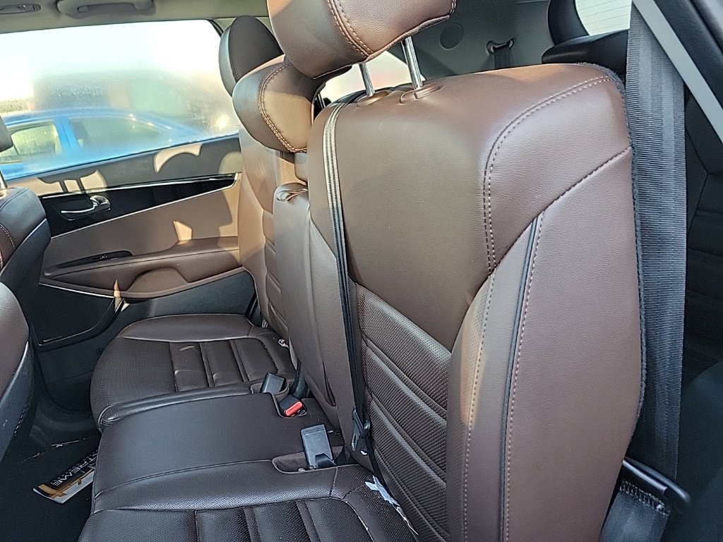Used 2020 Kia Sorento SX AWD/4WD image 14