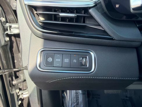 New 2027 Buick Enclave Preferred w/ Power Package FWD image 31