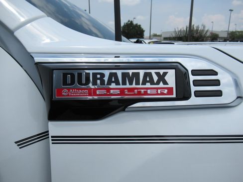 Used 2025 GMC Sierra 2500 Denali w/ Denali Reserve Package AWD/4WD image 36