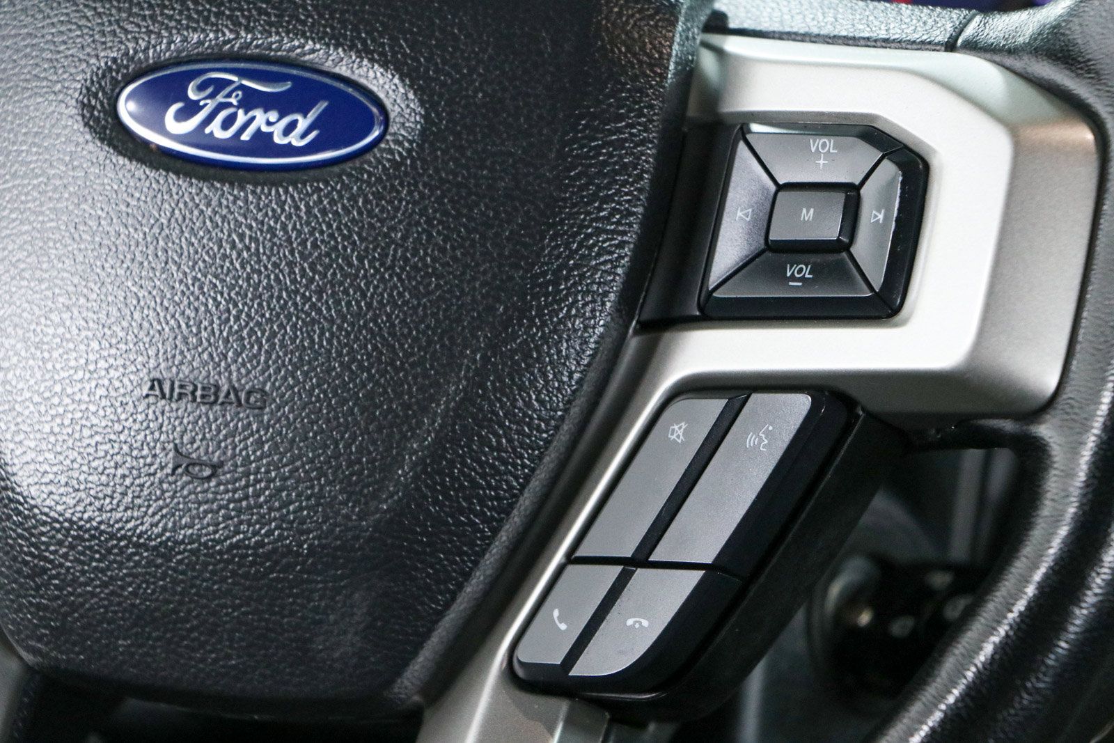 Used 2022 Ford F250 Lariat w/ Lariat Value Package AWD/4WD image 15