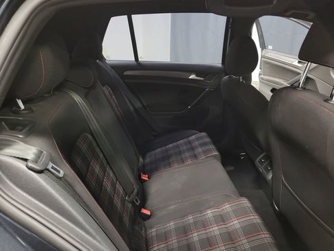 Used 2019 Volkswagen GTI SE FWD image 22
