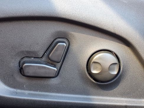 Used 2026 Jeep Compass Limited image 4