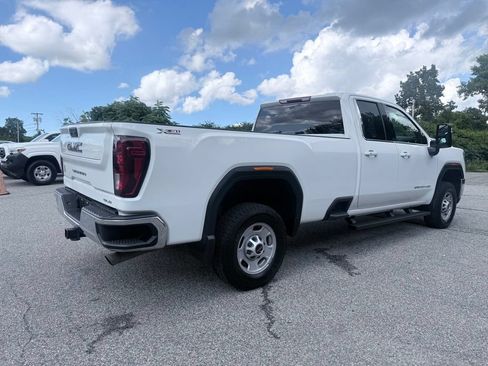 Used 2022 GMC Sierra 2500 SLE w/ X31 Off-Road Package AWD/4WD image 7