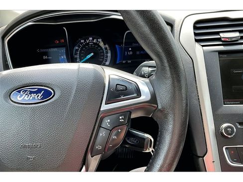 Used 2016 Ford Fusion SE w/ Equipment Group 202A FWD image 27
