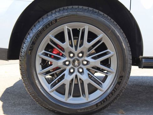 New 2025 Ford Expedition Max Platinum w/ Stealth Performance Package image 26