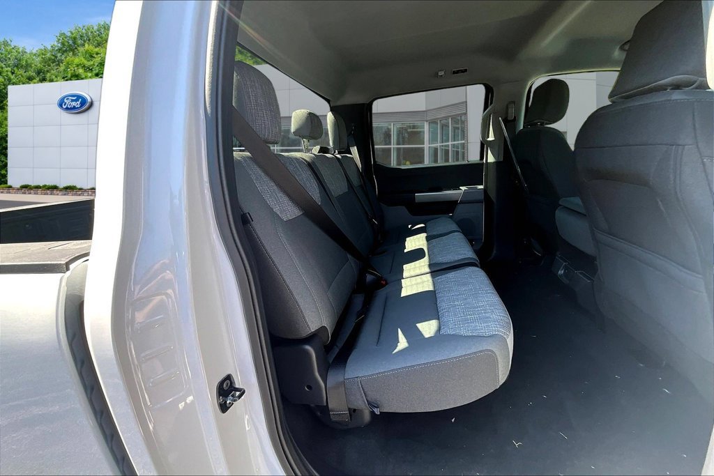 New 2026 Ford F250 XLT w/ 360-Degree Camera Package AWD/4WD image 11