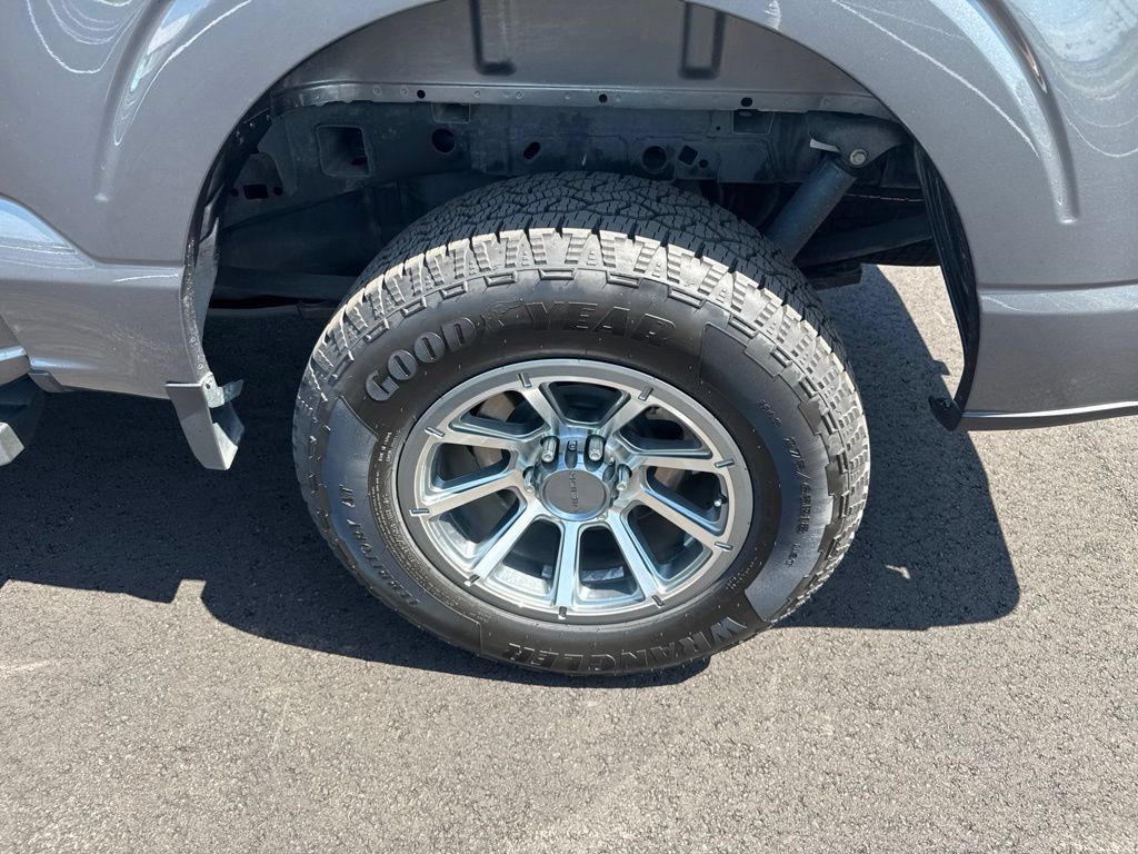 Used 2024 Ford F150 XLT w/ FX4 Off-Road Package AWD/4WD image 22