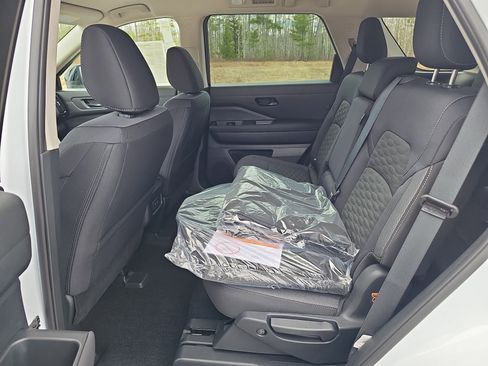 New 2026 Nissan Pathfinder SV image 26