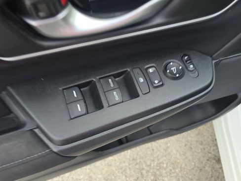 Certified 2021 Honda CR-V EX image 18